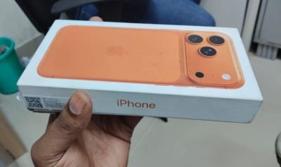 Damaged I Phone 17 Pro Max